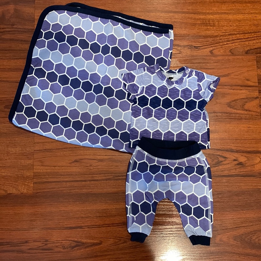 Monica + Andy Take Me Home Bundle - size 0-3 months